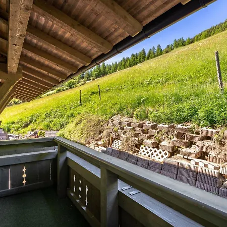 Nadine-5 By Interhome